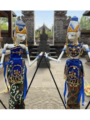 Genuine Traditional pair of Rama and Sinta Wayang Golek Rod Puppets Genuine Traditional pair of Rama and Sinta Wayang Golek Rod Puppets